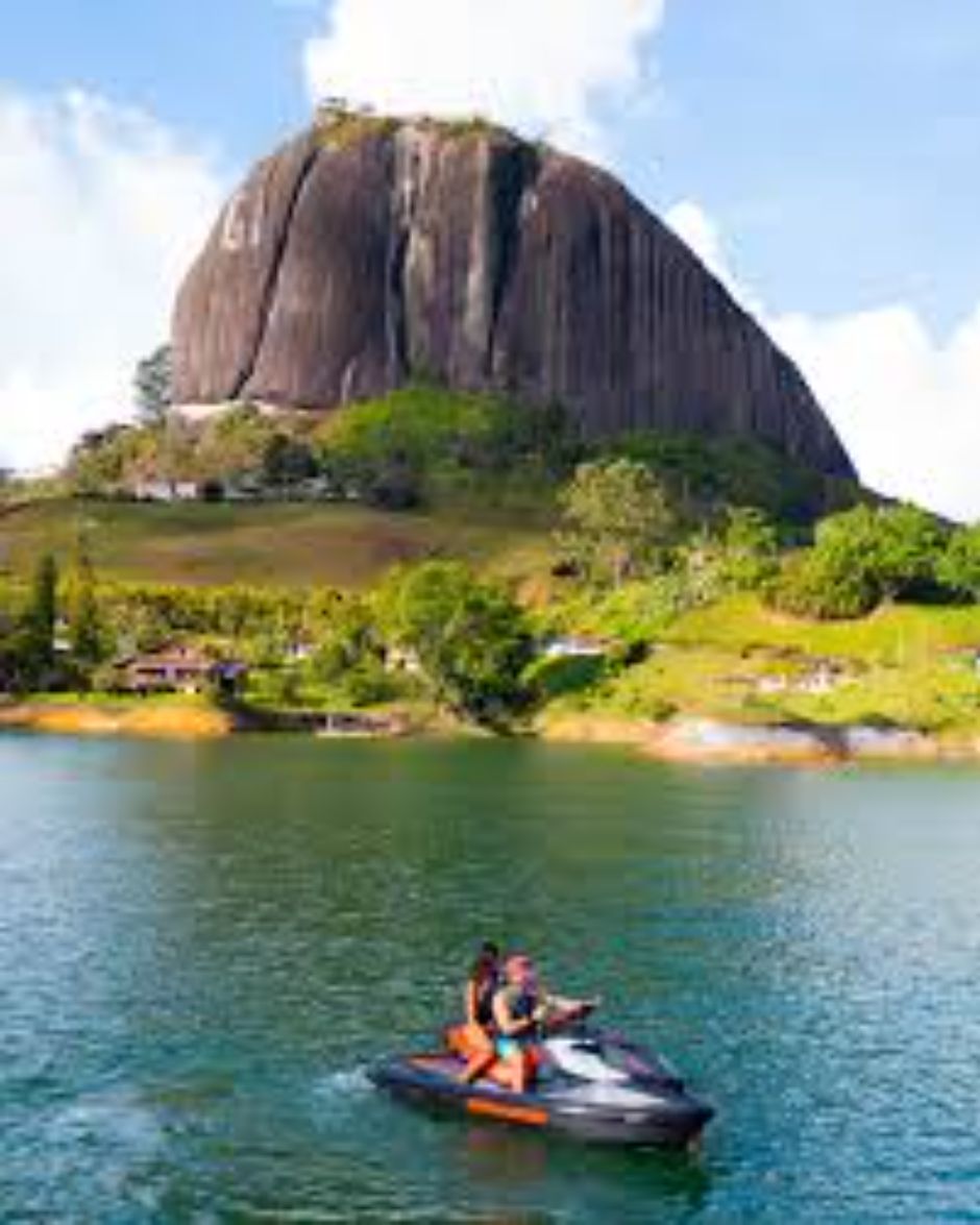 Guatape Jetski Tour